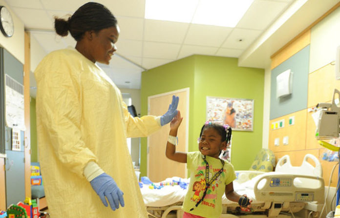 how to become a pediatric nurse