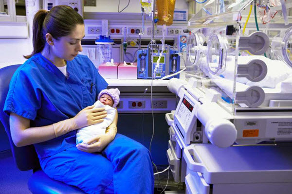 nicu nurse